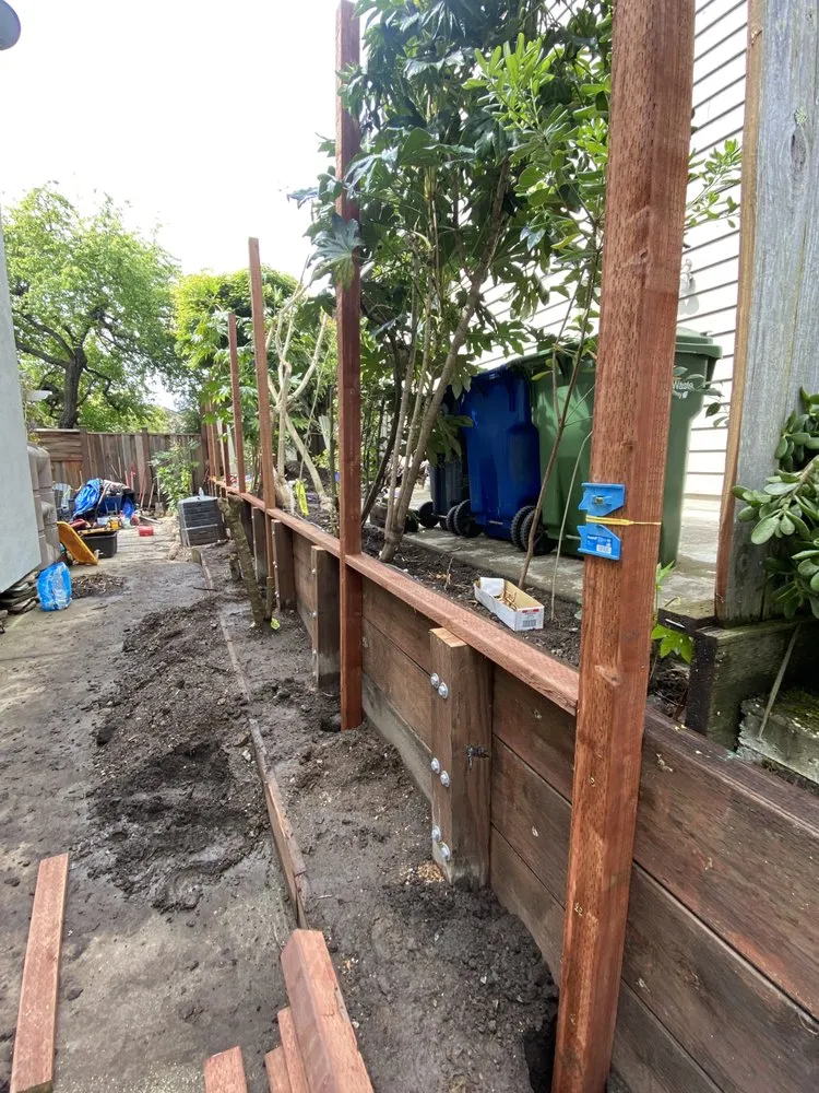 Reliable landscaping services experts serving Watsonville, CA - Vicente Landscaping General Construction