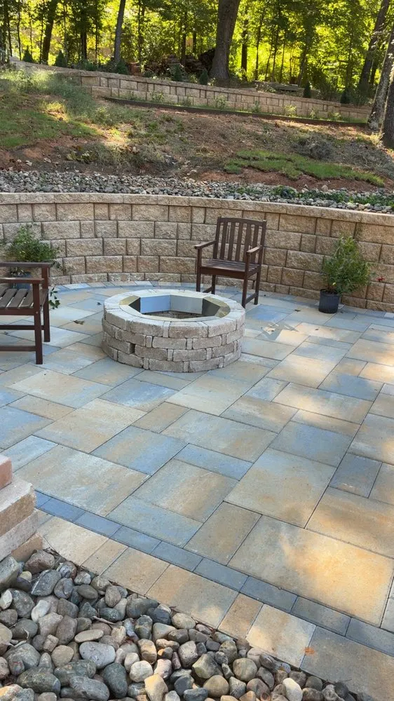 Local residential landscaping for year-round maintenance in Tyler, TX by Vicente Outdoor Living