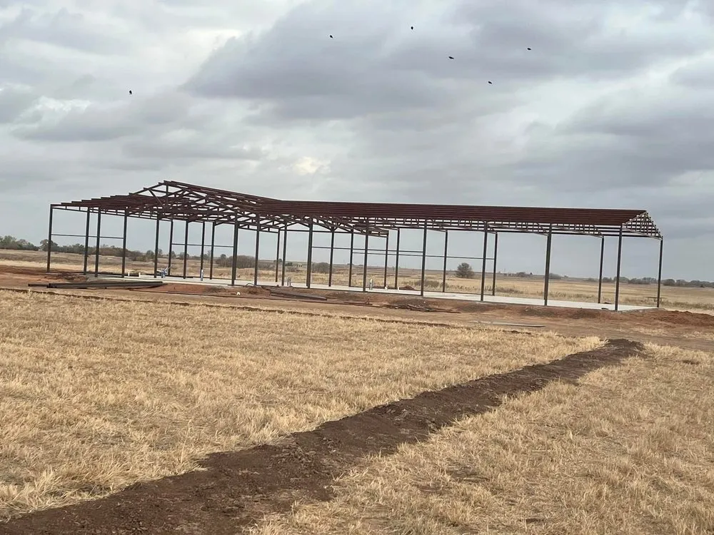 Trusted garden landscaping in Enid, OK by Vic’s Hernandez concrete