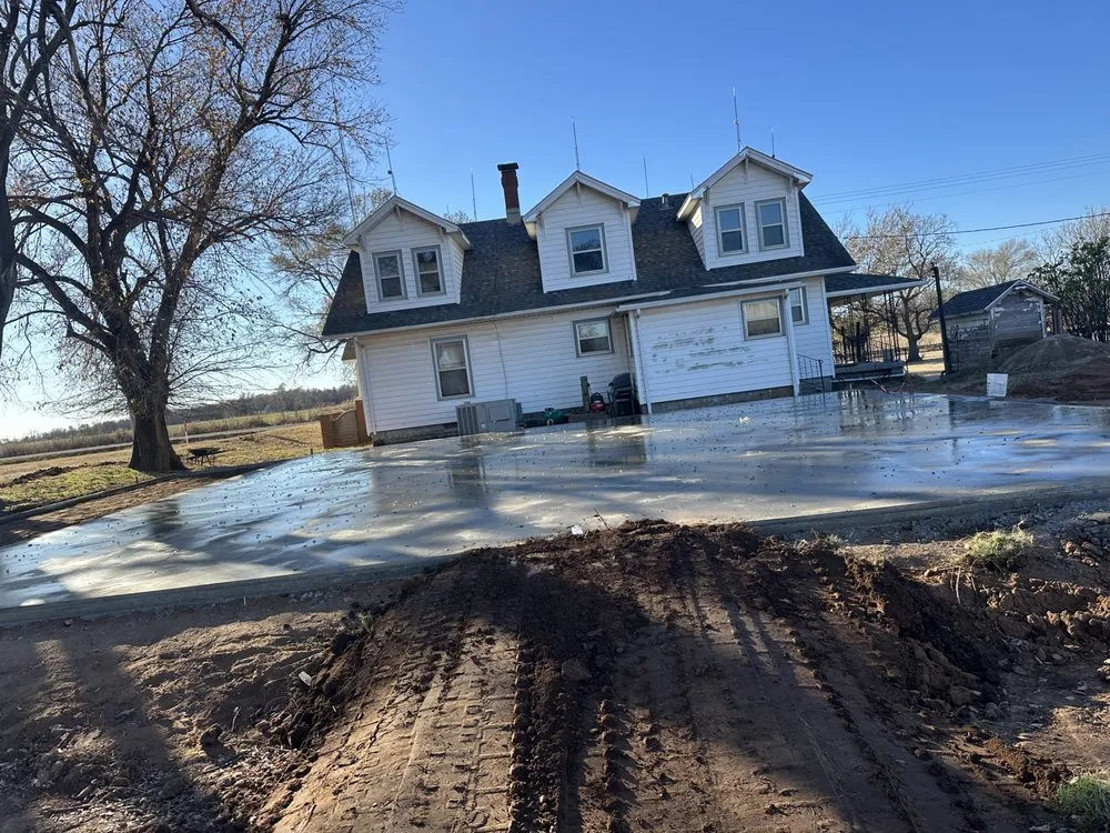 Reliable lawn care service for beautiful yards in Enid, OK by Vic’s Hernandez concrete