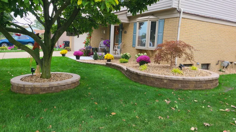 Trusted landscape installation experts serving Taylor, MI - Vic's Landscaping