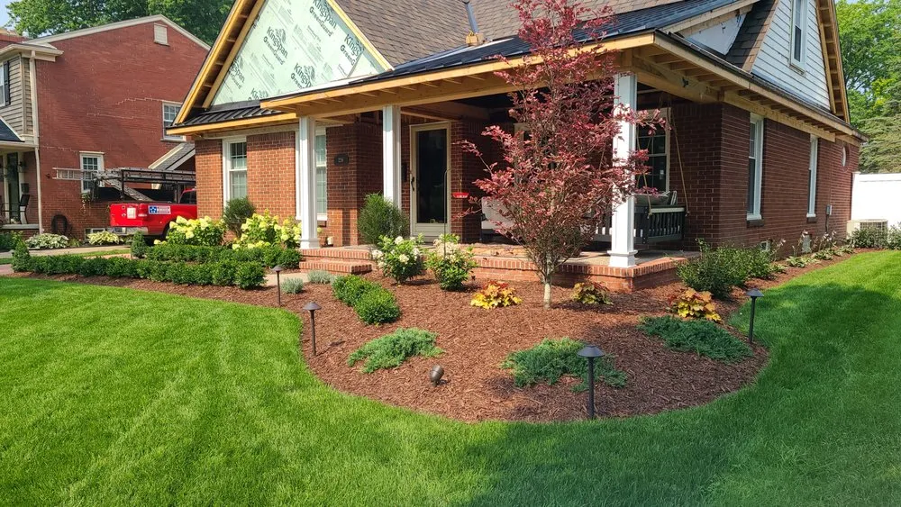 Affordable outdoor landscaping experts serving Taylor, MI - Vic's Landscaping