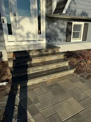 Victor Hardscape & Masonry Logo