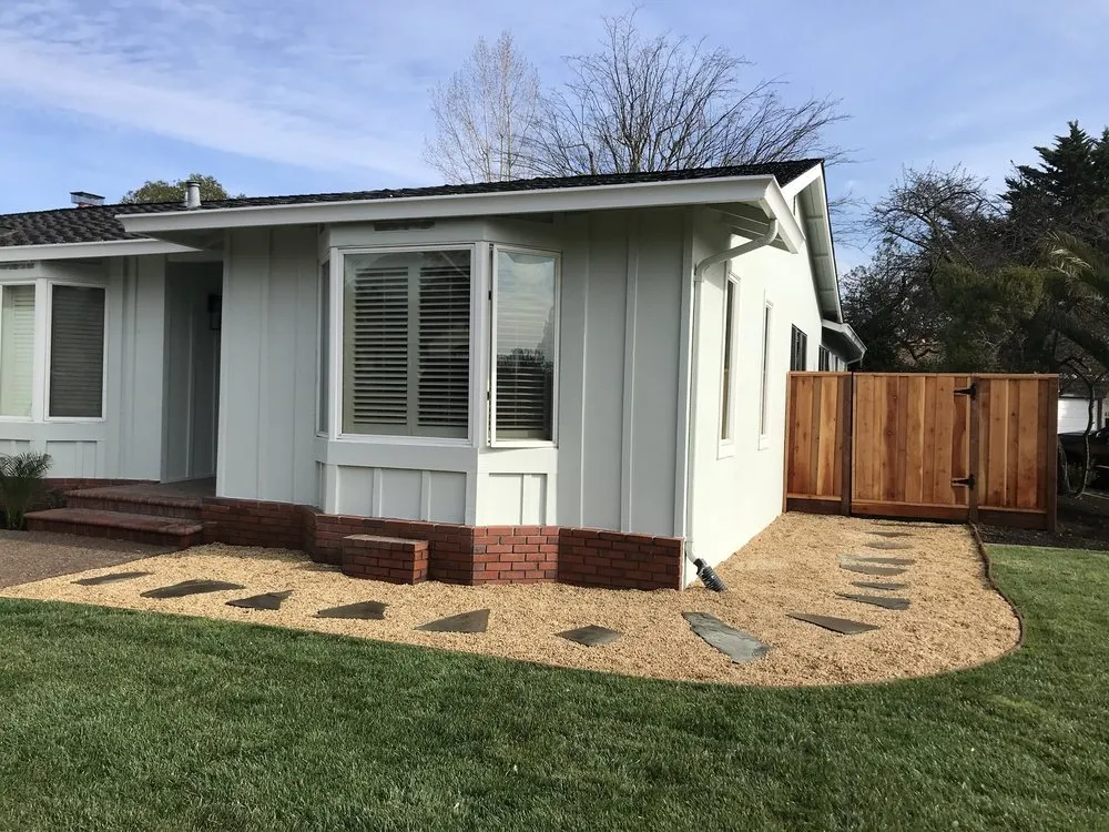 Reliable residential landscaping in Pittsburg, CA by Victor Landscaping