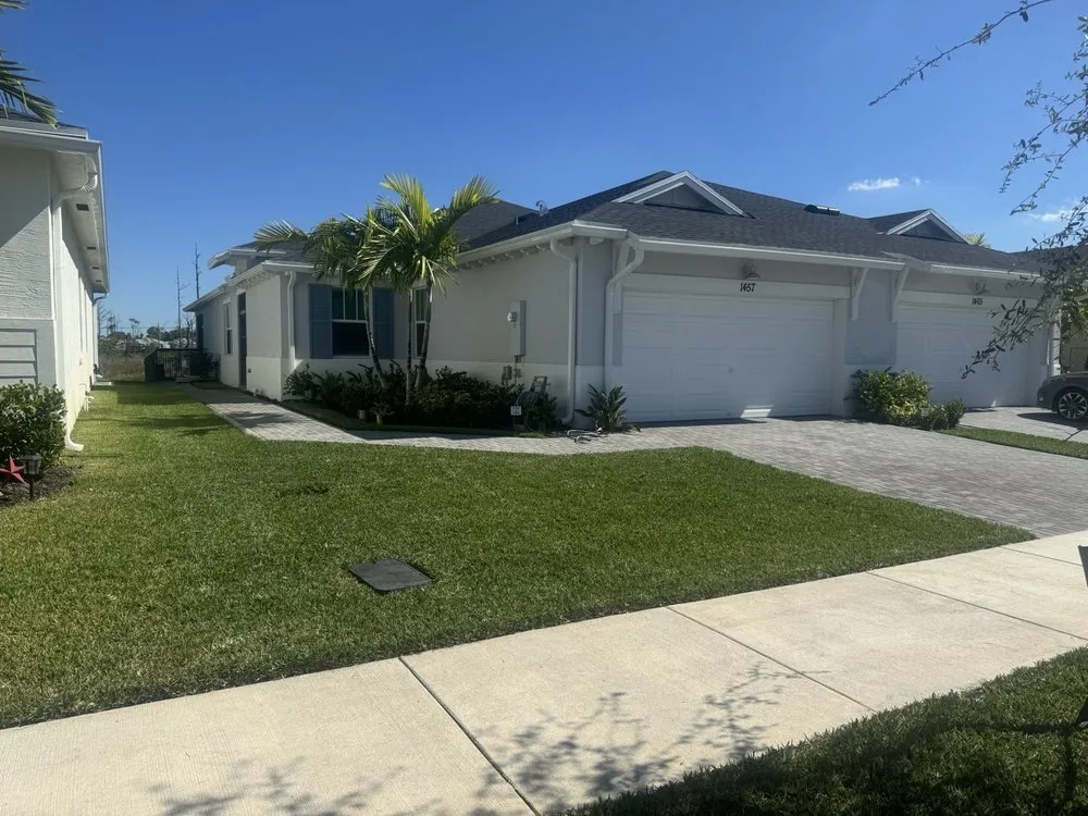 Reliable yard maintenance experts serving Port St. Lucie, FL - Victor Lawn Care