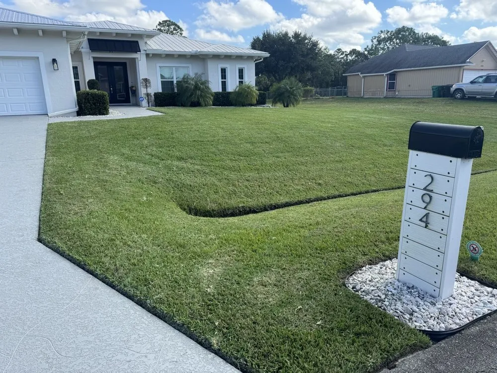 Professional yard maintenance experts serving Port St. Lucie, FL - Victor Lawn Care