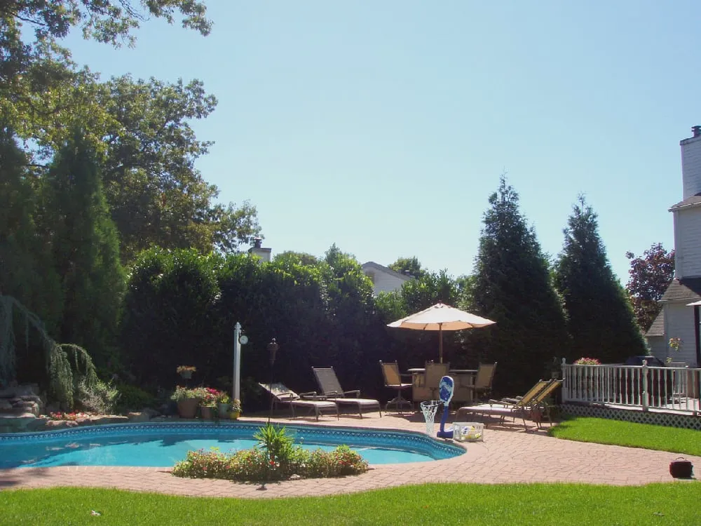 Trusted garden landscaping in Ronkonkoma, NY by Victorian Gardens Inc