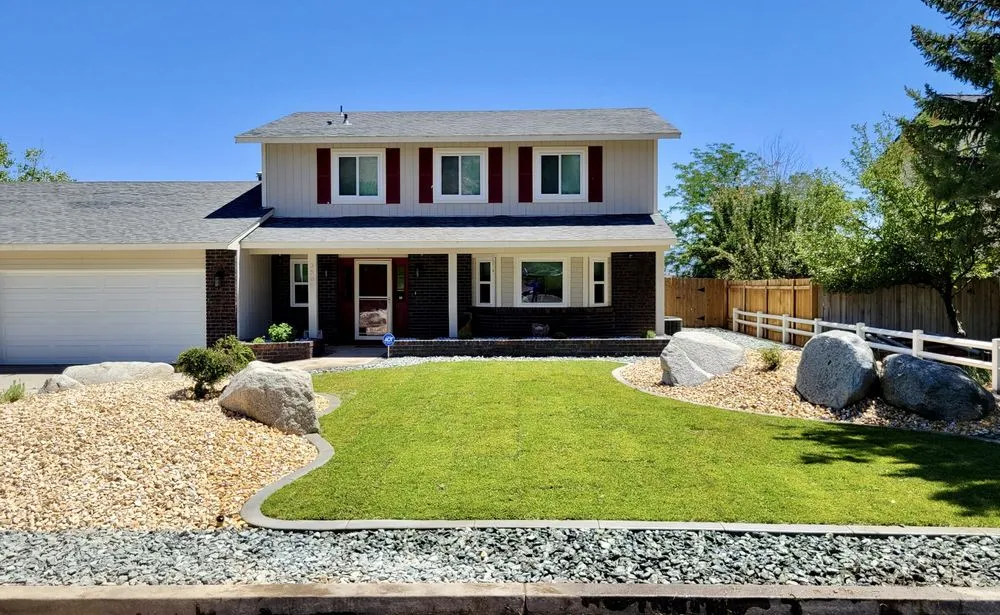 Custom yard cleanup service experts serving Carson City, NV - Victorio Landscaping