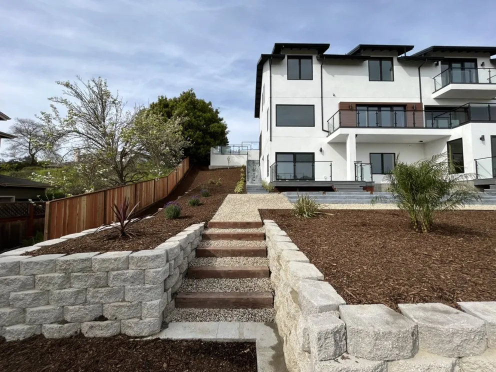 Professional lawn mowing service in Sonoma, CA - Victor's Clean Ups & Landscaping