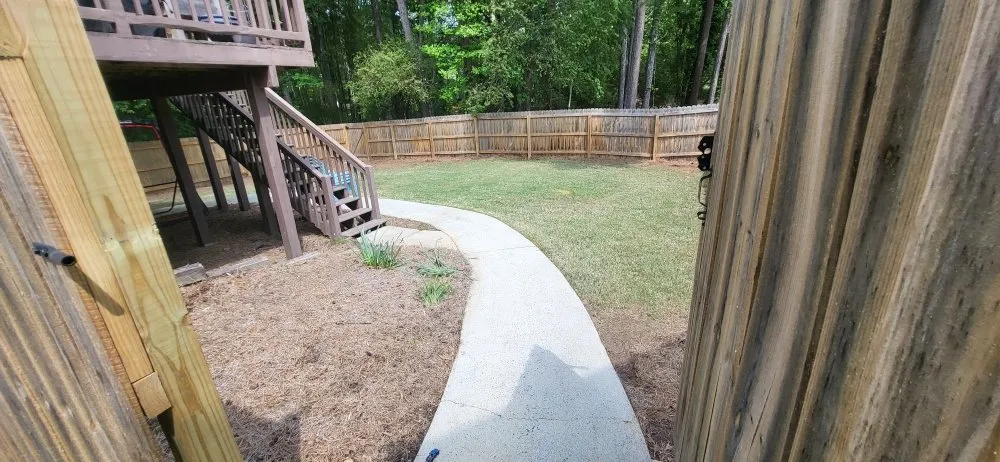 Professional lawn mowing service in Cumming, GA - Victor's Landscaping