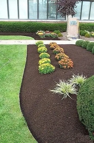 Professional garden landscaping in Joliet, IL - Victor’s Landscaping