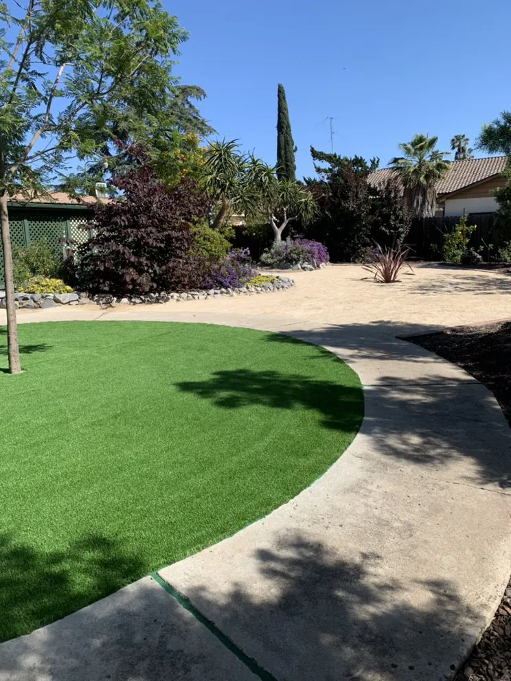 Top-rated lawn mowing service in El Cajon, CA - Victor’s Lawn Care & Lanscaping