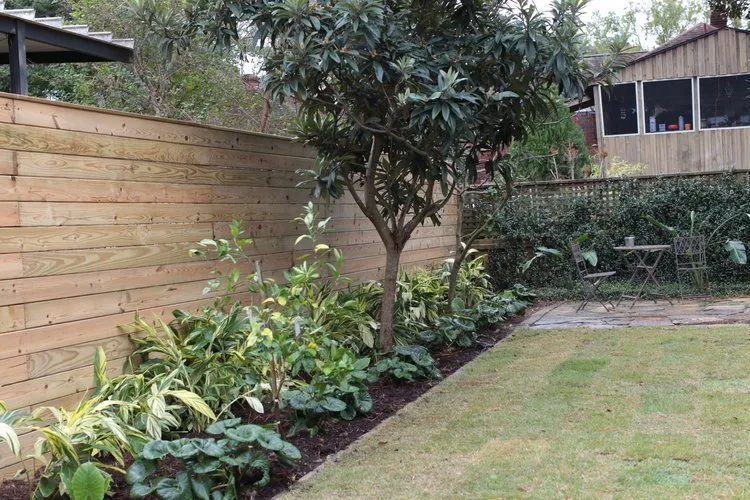 Expert lawn mowing service in Savannah, GA by Victory Gardens