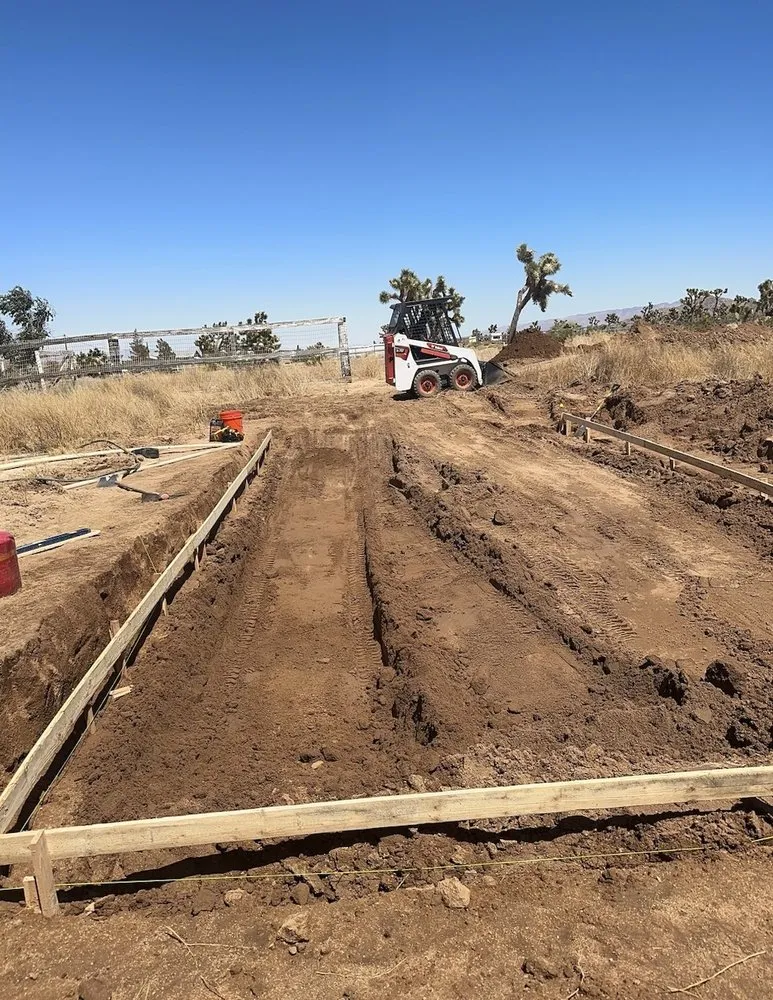 Professional yard maintenance experts serving Palm Desert, CA - Victory Landscape and House Keeping