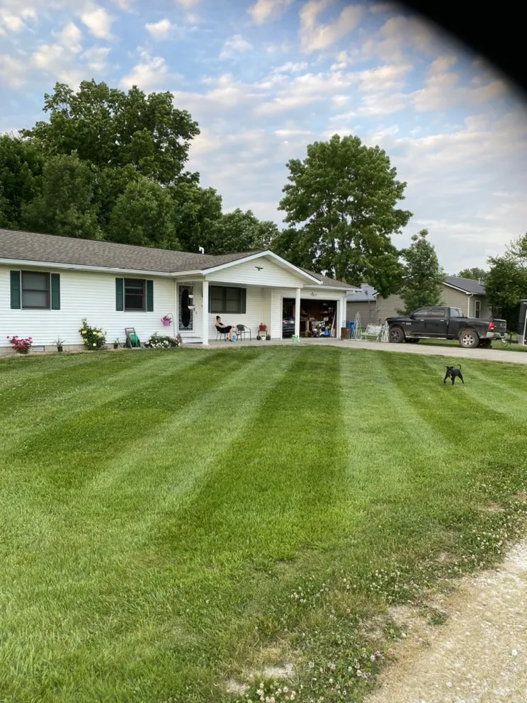 Affordable residential landscaping in ODON, IN - Victory Lawns