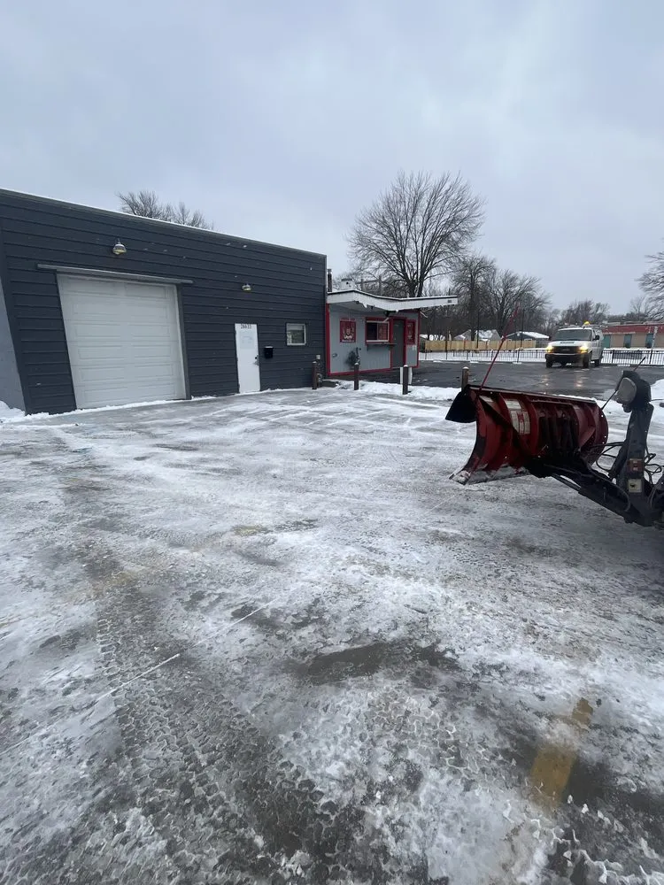 Expert yard cleanup service with custom design across Romulus, MI - Victory Property Services