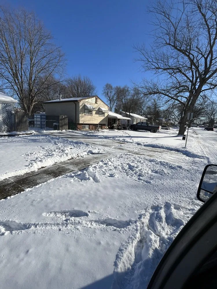 Local yard maintenance in Romulus, MI by Victory Property Services