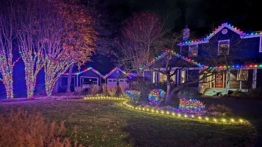 Expert lawn mowing service in Reston, VA - Victory Scapes