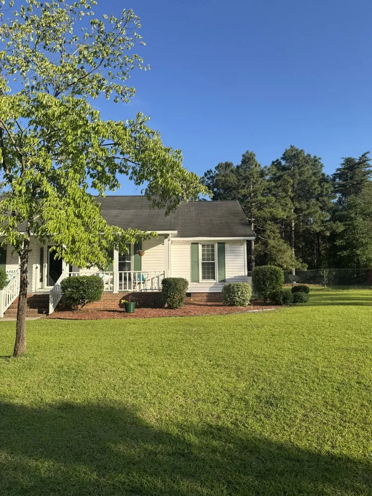 Expert landscaping services experts serving Elgin, SC - Vidal Landscaping