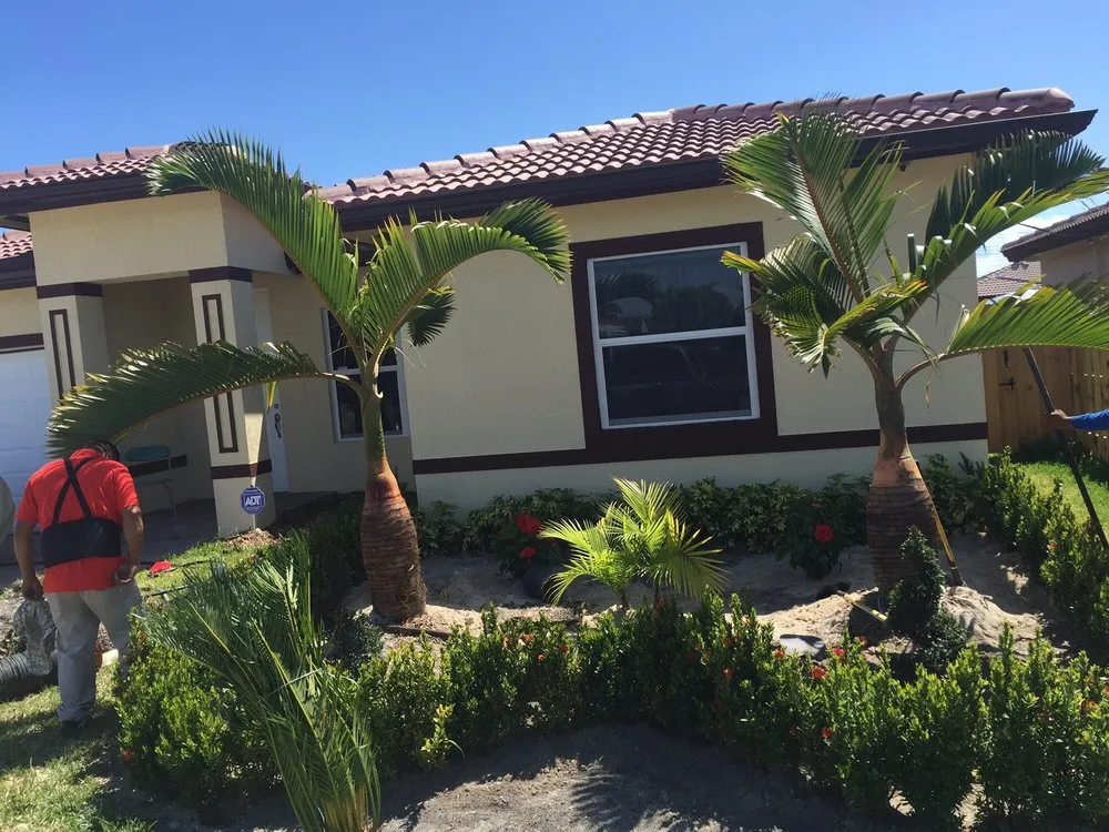 Top-rated lawn care service experts serving Homestead, FL - Vidal's Lawn Service