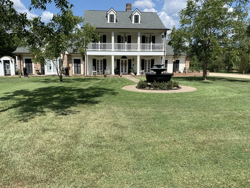 Trusted landscaping services in Denham springs, LA - Vidrine’s Tru Green Lawn Care