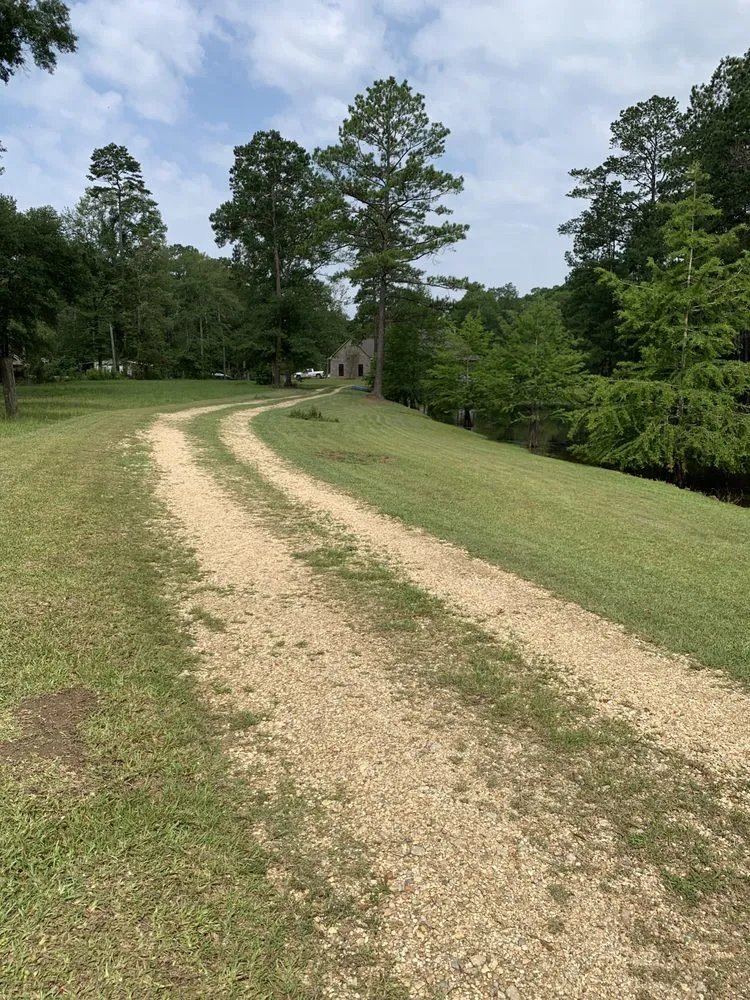 Expert garden landscaping in Denham springs, LA by Vidrine’s Tru Green Lawn Care