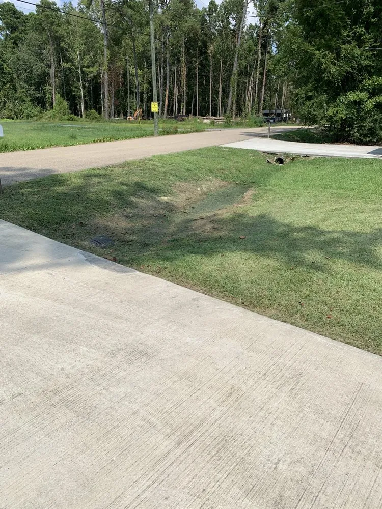 Top-rated residential landscaping for residential properties in Denham springs, LA by Vidrine’s Tru Green Lawn Care