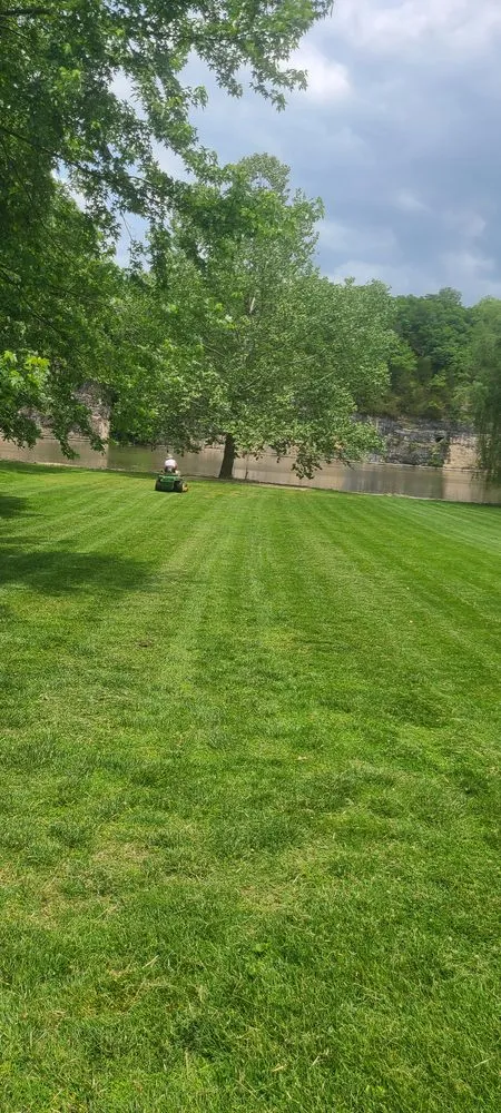 Local lawn care service near you across Osage Beach, MO - Viebrock's Lawn & Home