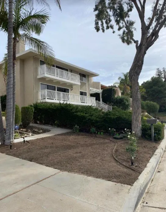 Reliable lawn care service in Hawaiian Gardens, CA by View Quality Landscaping