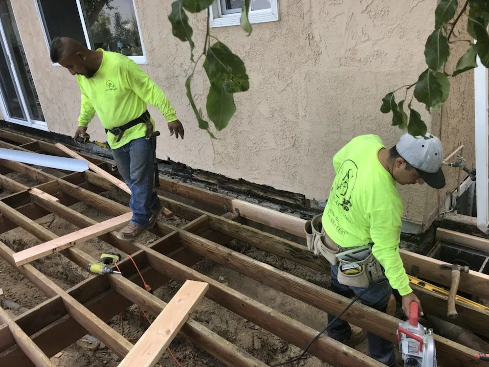 Local lawn care service for year-round maintenance across Los Angeles, CA - View Scape Design