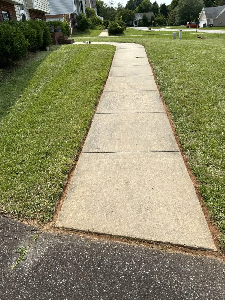 Expert garden landscaping for outdoor upgrades in Kernersville, NC by View The World Landscaping