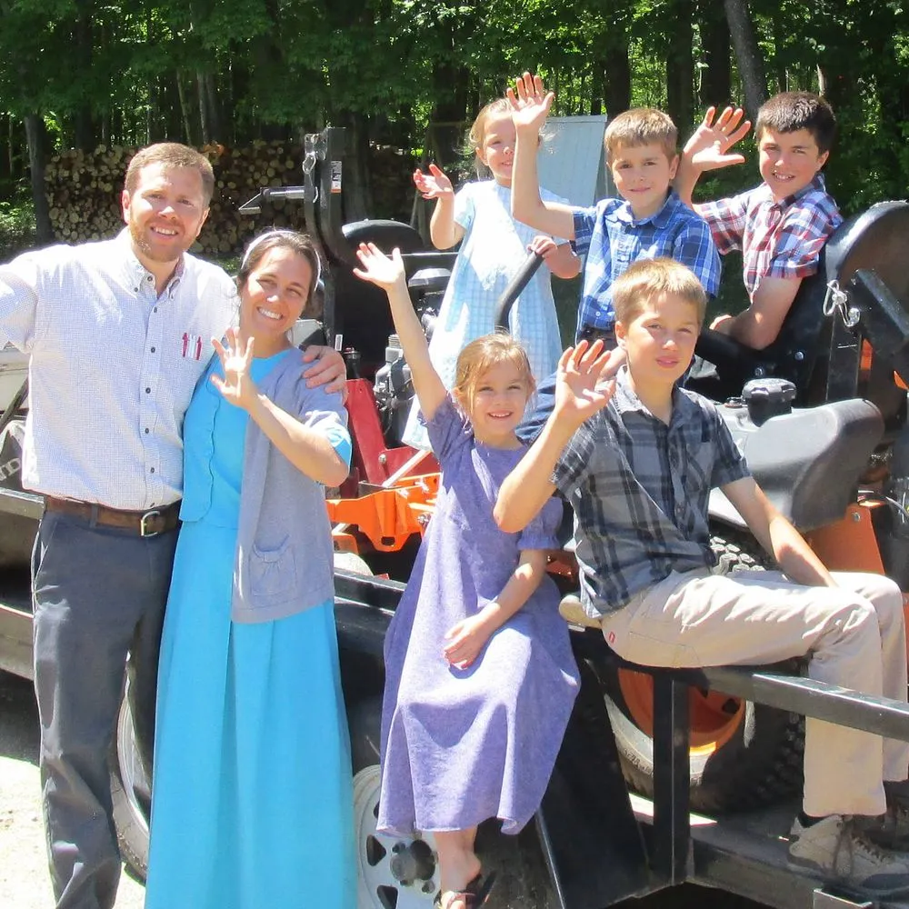 Top-rated lawn mowing service in Danby, VT - Viewmont Property Service