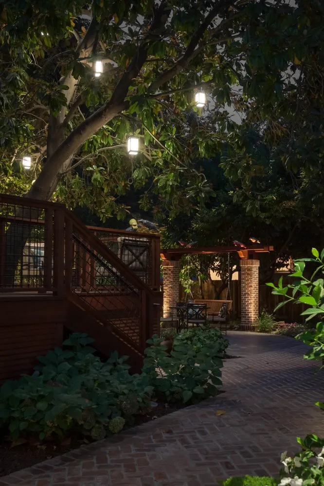Expert residential landscaping in Sacramento, CA by Viewpoint Lighting