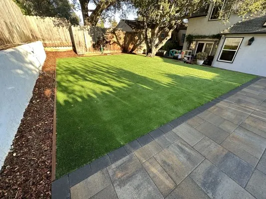 Vigil Pave An Lanscapin Logo