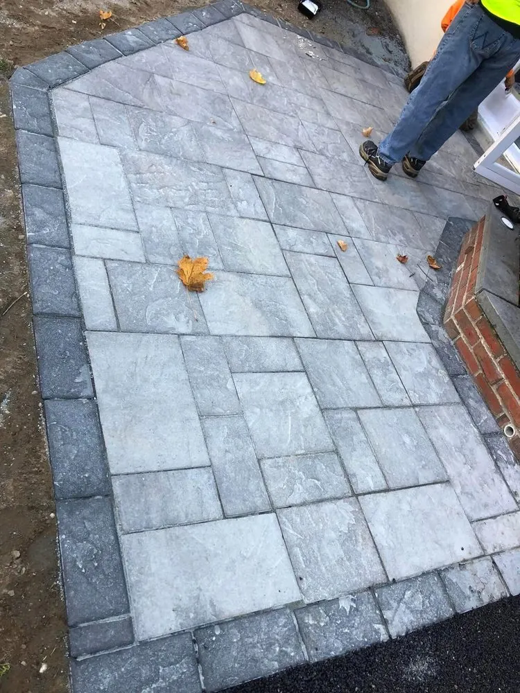 Custom residential landscaping experts serving Peabody, MA - Vigliotti Property Management