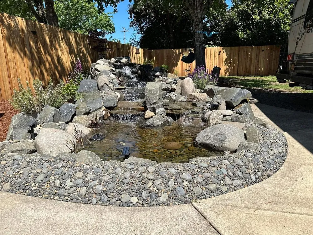 Custom garden landscaping with custom design in Springfield, OR by Viking Design