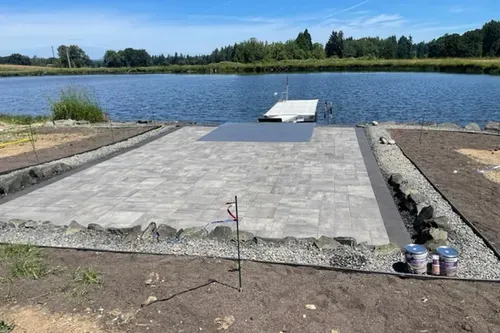 Expert yard maintenance in Springfield, OR by Viking Design