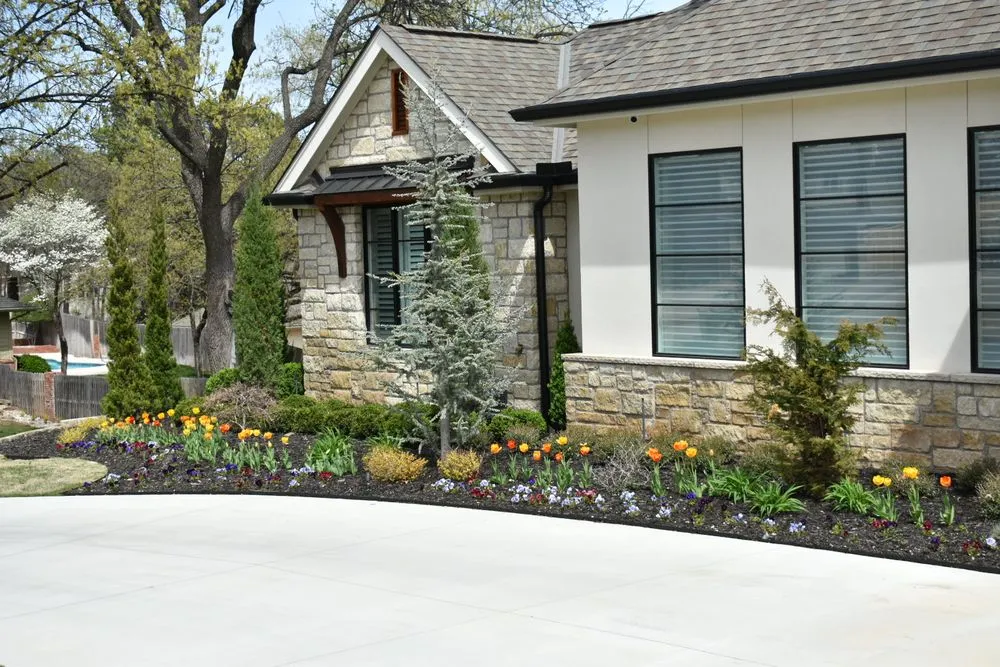 Custom outdoor landscaping near you across Tulsa, OK - Viking Landscape