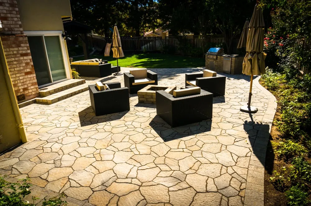 Custom residential landscaping in Richmond, CA by Viking Pavers