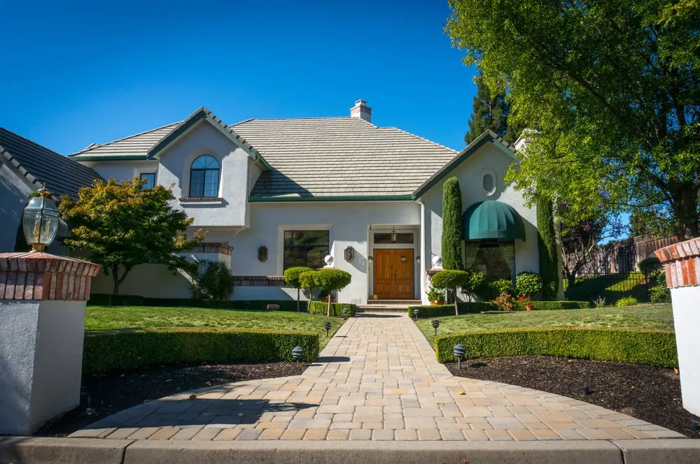 Reliable residential landscaping in Richmond, CA by Viking Pavers