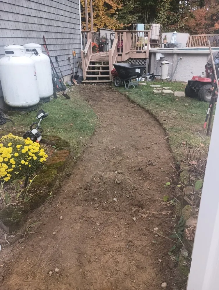 Professional lawn care service experts serving Dresden, ME - Viking Property Service