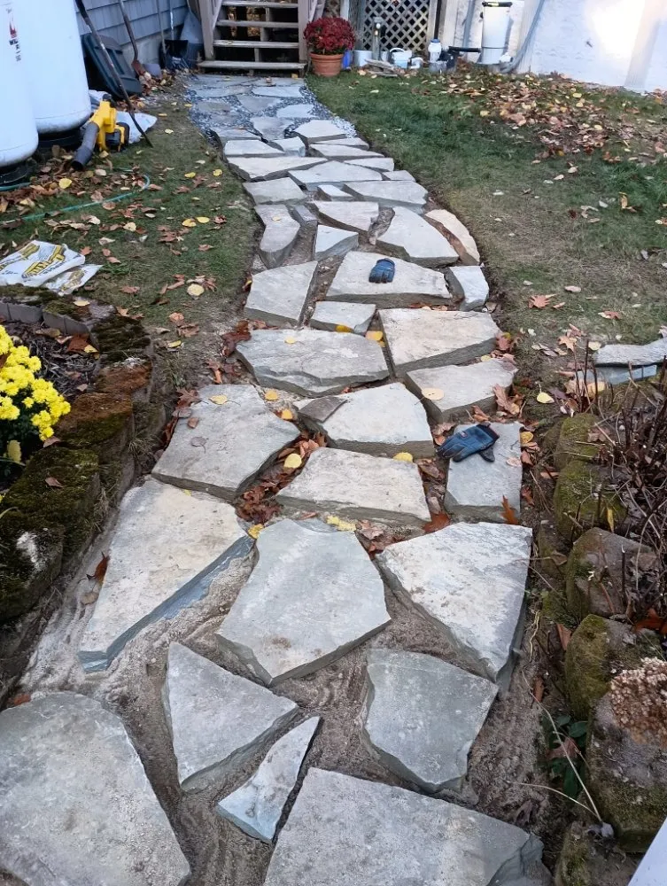 Top-rated garden landscaping for beautiful yards in Dresden, ME by Viking Property Service