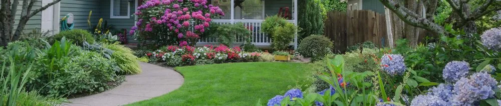 Professional garden landscaping in Chicago, IL - Vilchez Landscaping
