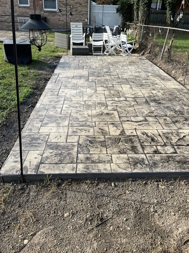 Professional lawn mowing service in Hughesville, MD - Villa Construction