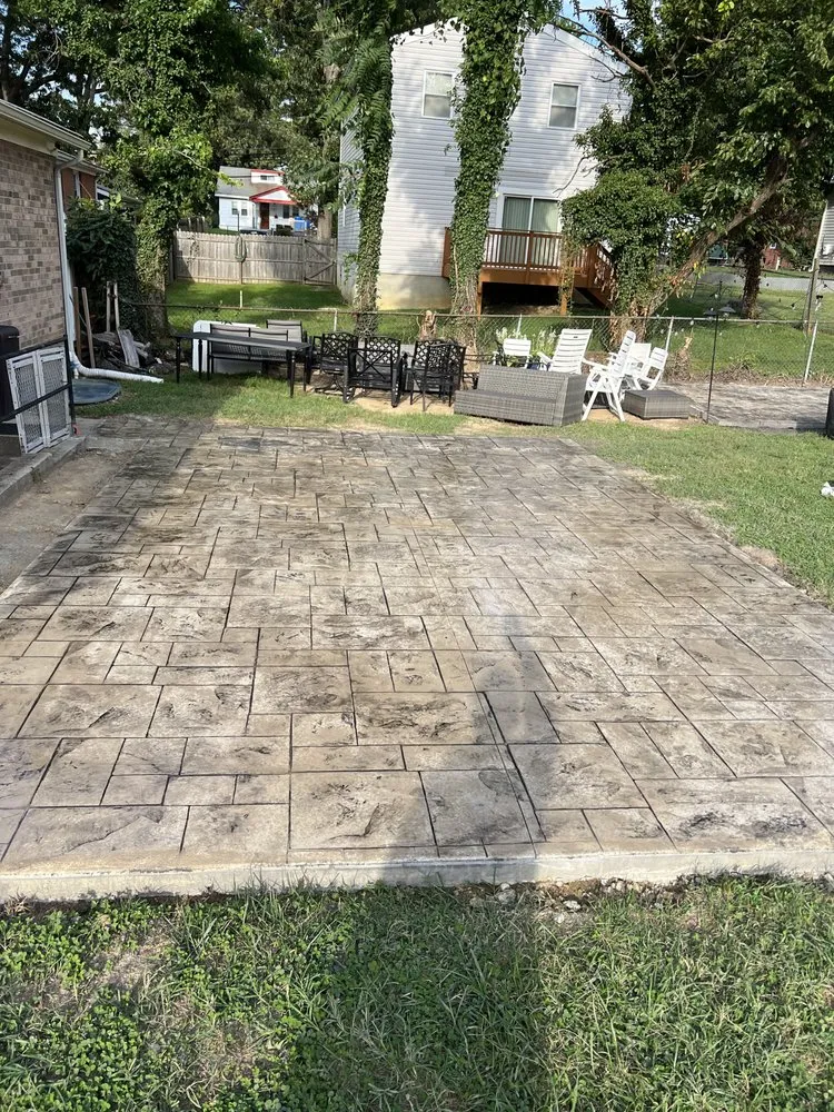 Trusted landscape design for year-round maintenance in Hughesville, MD by Villa Construction