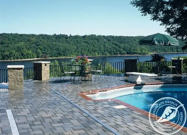 Affordable residential landscaping in Oakdale, MN - Villa Landscapes