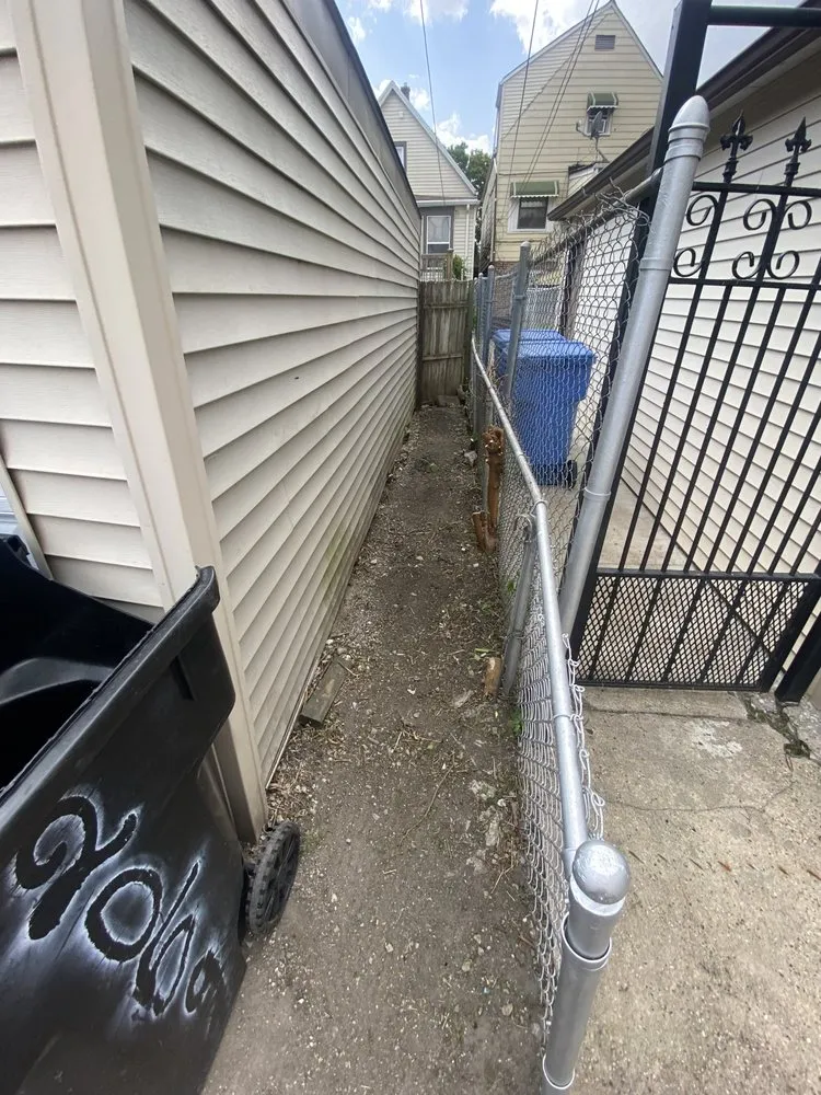 Affordable outdoor landscaping near you in Chicago, IL by Villa Property Maintenance