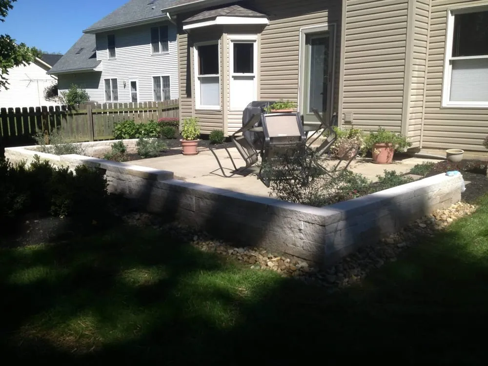 Trusted landscape installation for residential properties in Newark, OH by Village Landscapes