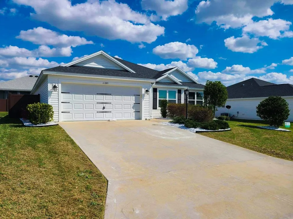 Reliable lawn care service in Lake Panasoffkee, FL - Village Lawn Care