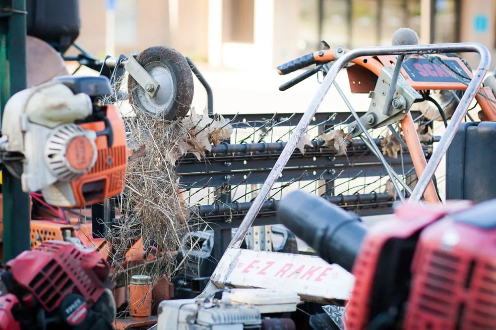 Trusted lawn care service in Saint Paul, MN - Village Lawn Service